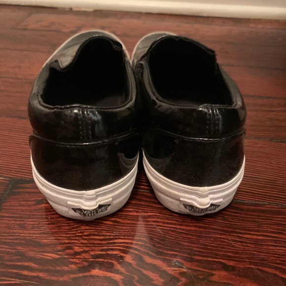 Custom vans - Picture 4 of 5